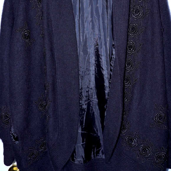 Jaguar Wool Blend Cardigan - Picture 3 of 6